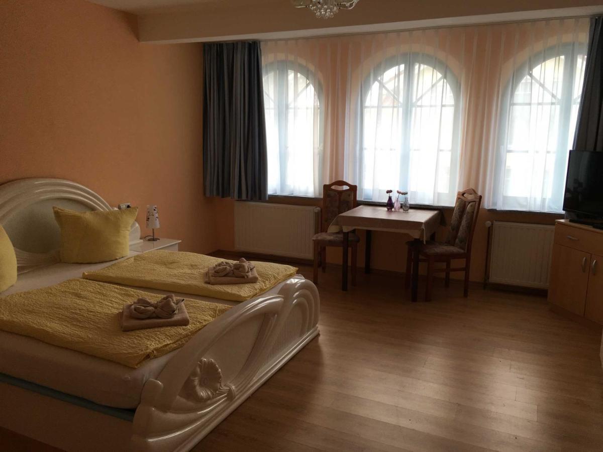 Ferienhaus, Doppelhaushaelfte In Seebad Ahlbeck Heringsdorf (Usedom) Exterior foto